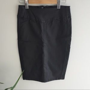 😀 3 for $10 nwot Faux leather pencil skirt